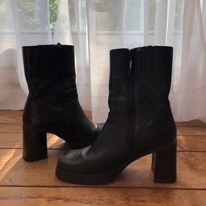 Vintage Tommy Hilfiger Boots